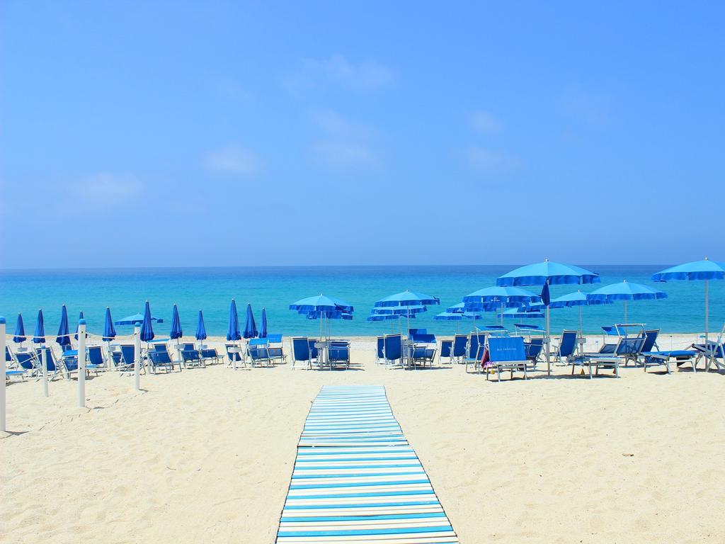 Blu Tropical Resort Zambrone Ngoại thất bức ảnh