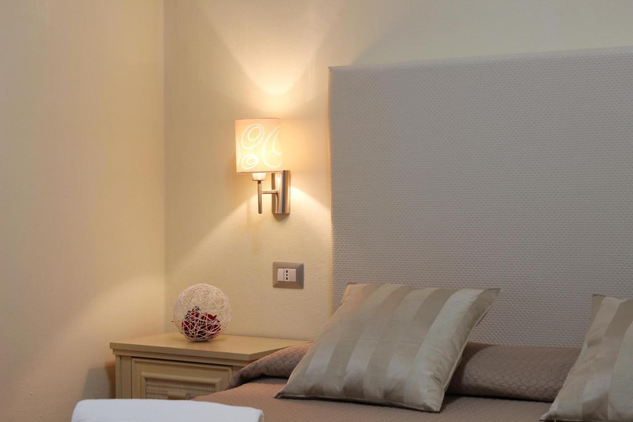 Blu Tropical Resort Zambrone Ngoại thất bức ảnh