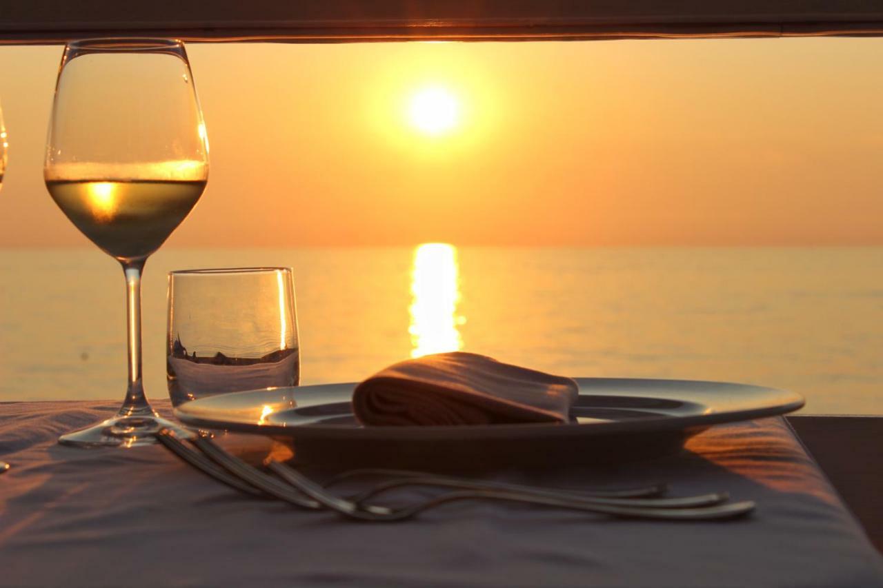 Blu Tropical Resort Zambrone Ngoại thất bức ảnh